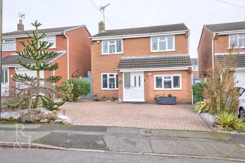 4 bedroom detached house for sale, Sandhills Close, Measham, Swadlincote