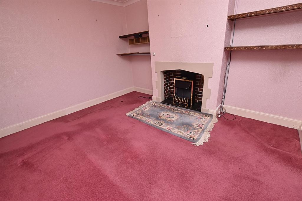 Rear sitting/dining room