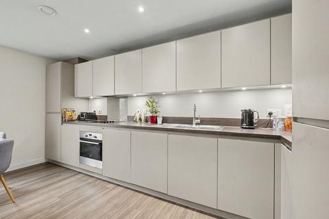 2 bedroom flat for sale, Pilots View, Chatham ME4