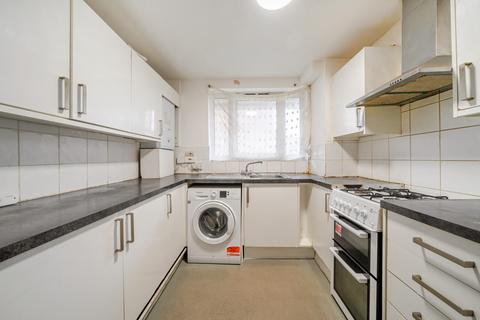 undefined, Armfield Crescent, Mitcham CR4