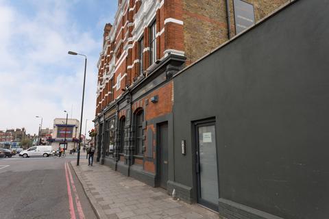 2 bedroom apartment to rent, 1 Trinity Road, London SW17