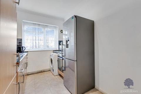 2 bedroom apartment to rent, Mill Green London Road, Mitcham CR4
