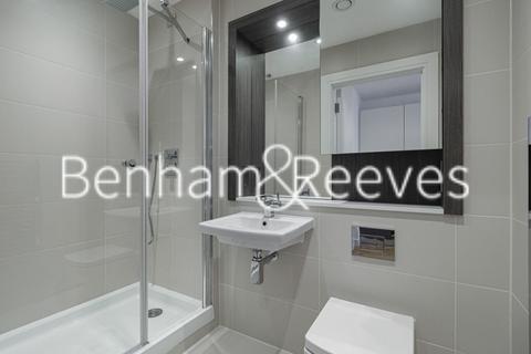 undefined, Station Road, Hayes UB3