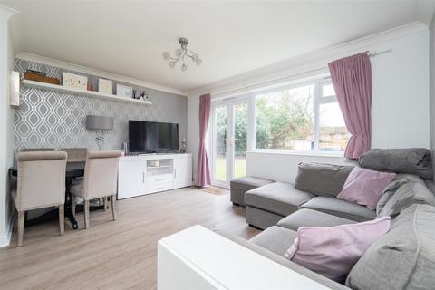 undefined, Overton Road, Sutton