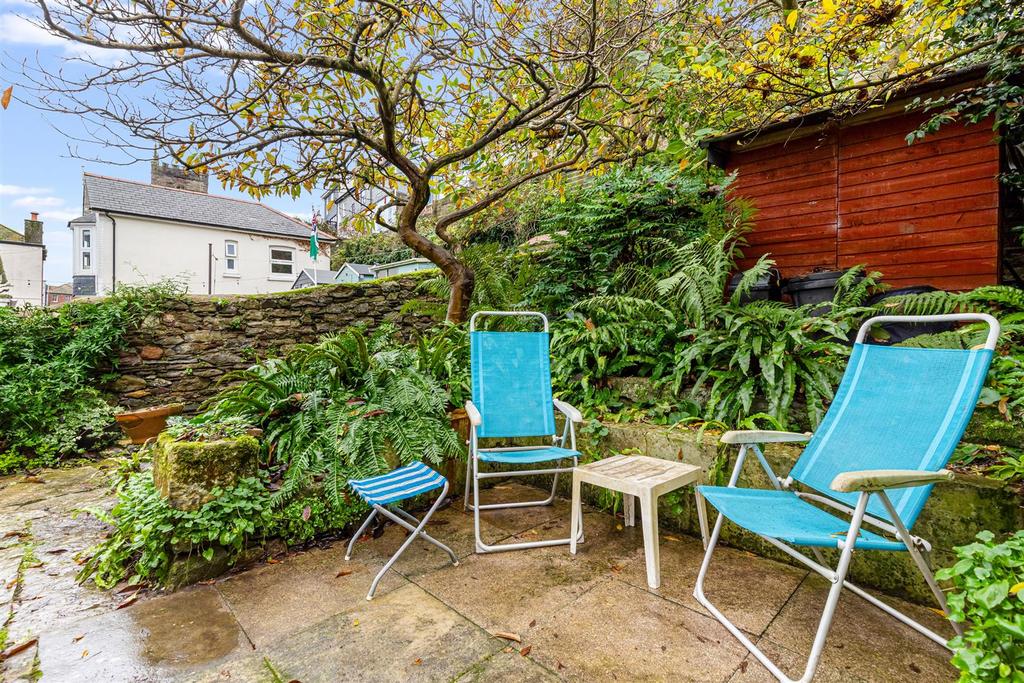 A09 - 18 South Ford Road Dartmouth - 251112.jpg