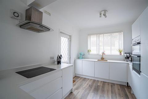 3 bedroom semi-detached house for sale, Old London Road, Hastings