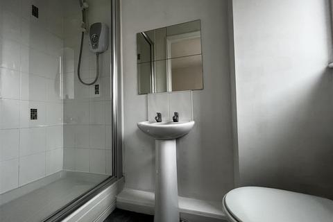 2 bedroom apartment for sale, Pickering Place, Durham