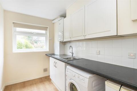 4 bedroom terraced house for sale, Carlton Road, Harpenden