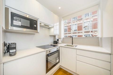 2 bedroom flat for sale, Chelsea Cloisters, London SW3