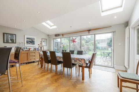 undefined, Nightingale Road, Hampton TW12