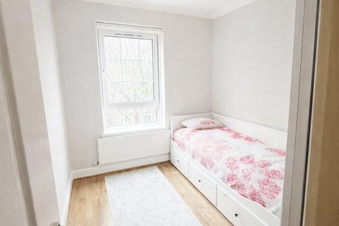 2 bedroom flat to rent, Beechwood House, Teale Street, E2