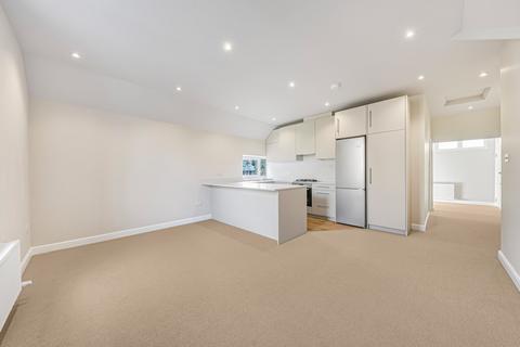 2 bedroom flat to rent, Netherhall Gardens, Hampstead, London