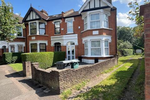Garage for sale, Studley Avenue, London E4
