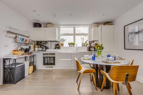 2 bedroom flat for sale, Hannell House, 26 Hannell Road, London