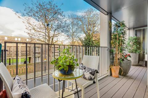 2 bedroom flat for sale, Hannell House, 26 Hannell Road, London