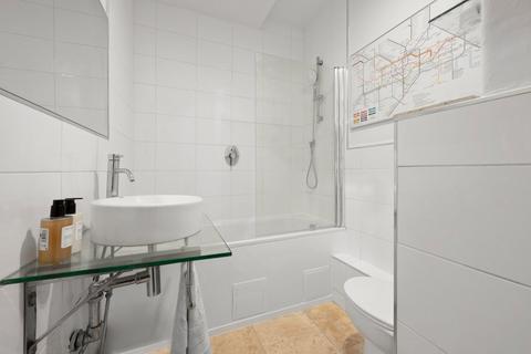 1 bedroom flat for sale, Queens Court, Queensway, Bayswater, London