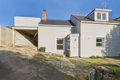 2 bedroom house for sale, Fully renovated 2 bedroom cottage - Rural location