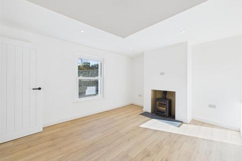 2 bedroom house for sale, Fully renovated 2 bedroom cottage - Rural location