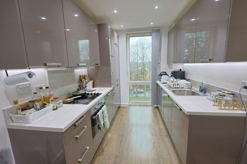 2 bedroom flat for sale, Brannigan Way, Edgware HA8