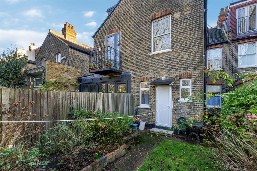 Alexandra Road, W4 - FOR SALE