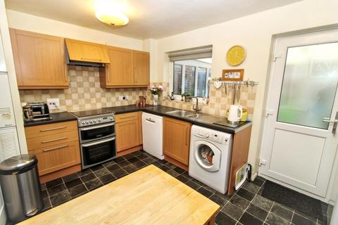 2 bedroom end of terrace house for sale, Centre Walk, High Wycombe HP15