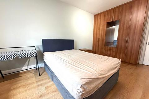 2 bedroom flat to rent, Hazeldene Drive, Pinner HA5