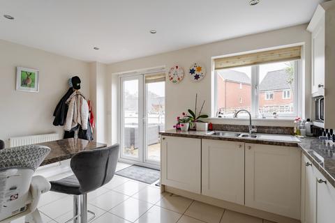 5 bedroom detached house for sale, Poethlyn Drive, Costessey