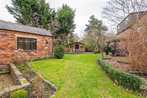 4 bedroom detached house for sale, Leyland Lane, Leyland