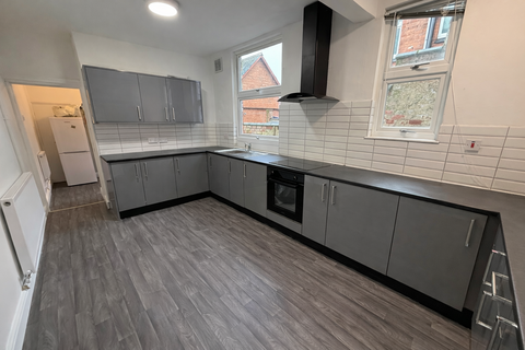 undefined, St Peters Road, Highfields, LE2