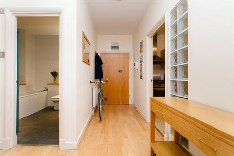 1 bedroom flat for sale, Exchange Building, 132 Commercial Street, London