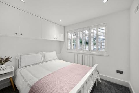 2 bedroom flat for sale, Mount Ararat Road, Richmond, Surrey