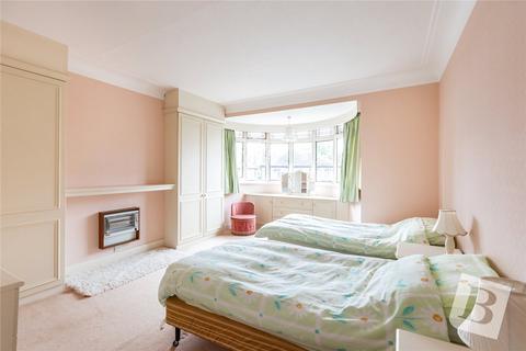 undefined, Upper Brentwood Road, Gidea Park, RM2