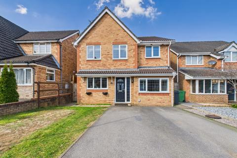 4 bedroom detached house for sale, Bed Detached Home, Bordon, Hampshire, GU35