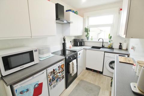 2 bedroom flat for sale, Hillmount Avenue, Morecambe LA3