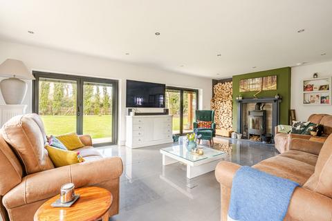 6 bedroom detached house for sale, Foundry Road, Malmesbury
