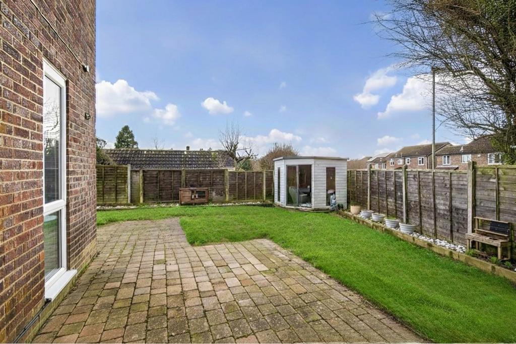 8 Northfield Garden.jpeg