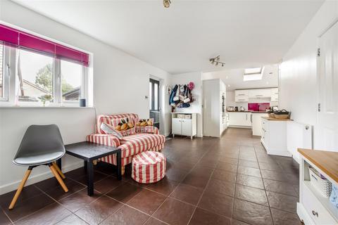 undefined, Northfield Close, Horndean