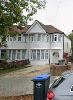 3 bedroom terraced house to rent, Brampton Rd, Kingsbury, NW9