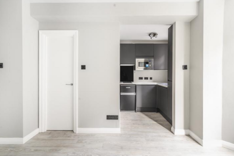 1 bedroom flat for sale, 186 Chelsea Cloisters, Sloane Avenue, London, SW3 3DR