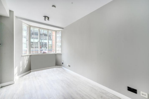 1 bedroom flat for sale, 186 Chelsea Cloisters, Sloane Avenue, London, SW3 3DR