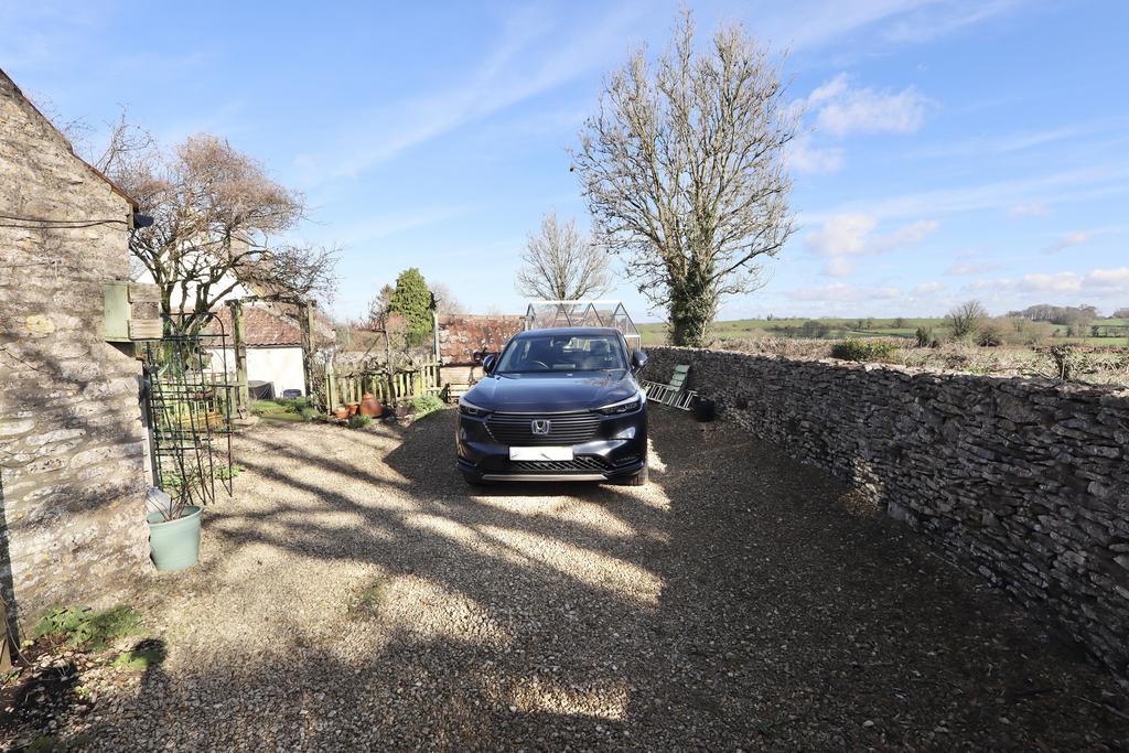 Driveway parking for several cars