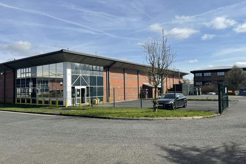 Warehouse to rent, 18 Barrs Fold Rd Bolton BL5 3XP