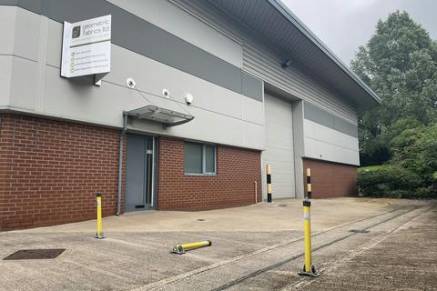 Warehouse to rent, Fishwick St Rochdale OL16 5NP