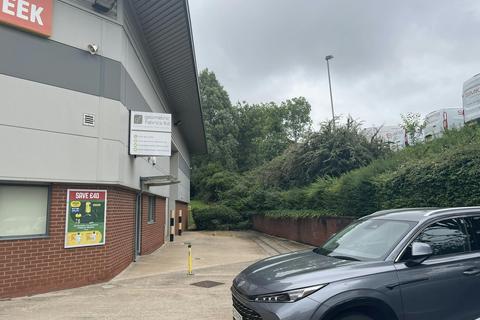 Warehouse to rent, Fishwick St Rochdale OL16 5NP