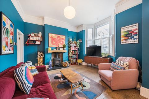 3 bedroom flat for sale, Kingsley Road, London, NW6