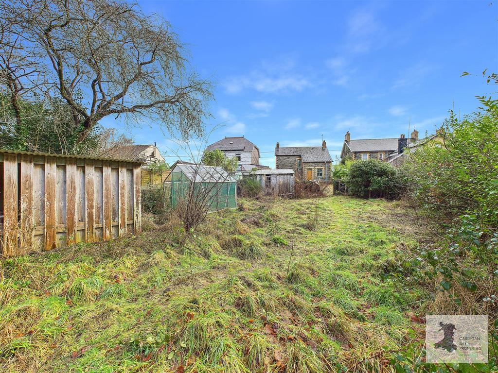 Middle section of garden