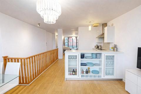 undefined, Citygate 1, Blantyre Street M15