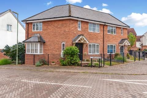 3 bedroom semi-detached house for sale, Merlin Road, Newbury, RG20