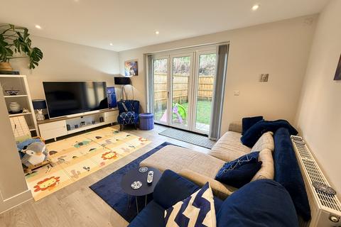 3 bedroom house to rent, Factory Hill, Bourton SP8