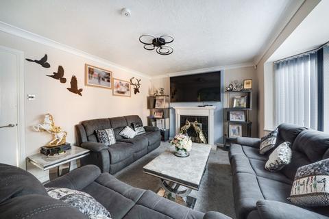4 bedroom detached house for sale, Lhen Close, Muxton, TF2